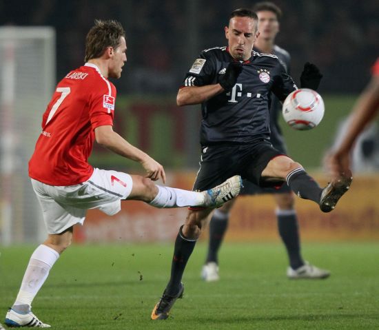 的強力佐證 的強力佐證